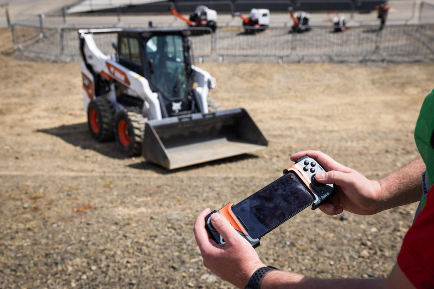 Bobcat Reveals Three New Loader Concepts at Demo Days 